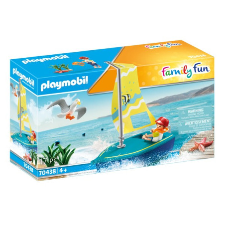 PLAYMOBIL - ENFANT AVEC VOILIER